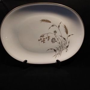 Heinrich H&G Seleb Bavaria Germany 16 inch Oval Coup Platter Black n Gold